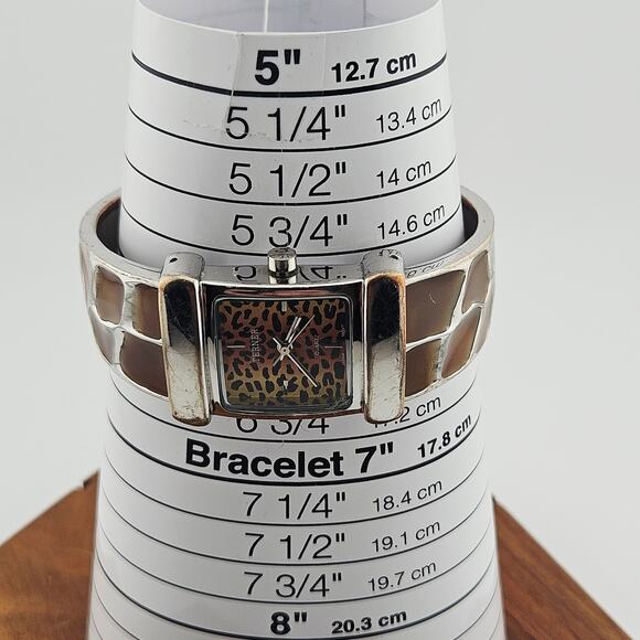Terner Women's Animal Print Cuff Bracelet Watch Silver Brown Cheetah Leopard - Picture 5 of 5